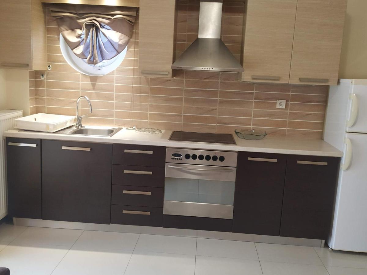 Family House Apartment Agios Nikolaos  Bagian luar foto